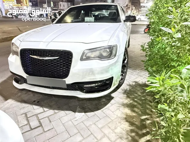 Used Chrysler 300 in Basra