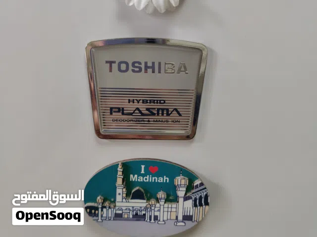 toshiba fridge with freezer 350l used in every good condition