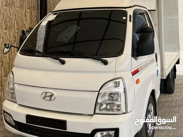 حافظه 2020بحال الزيرو عداد40 الف كيلو فقط بحال الوكاله اعلى صنف وجميع الاضافات ما عدا الجير