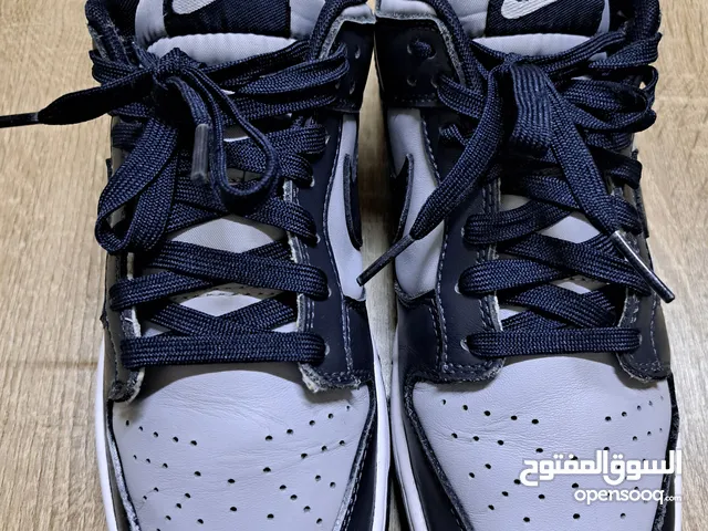40.5 Sport Shoes in Amman