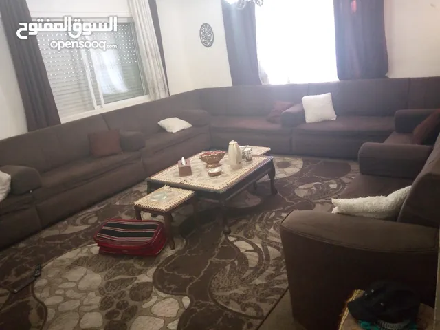طقم كنب 20 مقعد (اسمه جلسه خليجي )