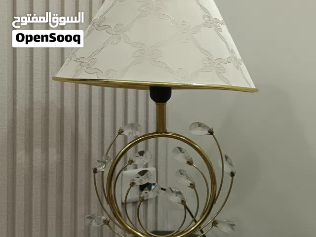اي تيبل لامب ب12