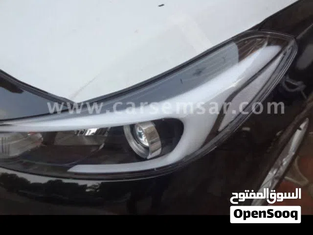 زوج لايتات امامي سيراتو 2017 ابو الماطور خليجي