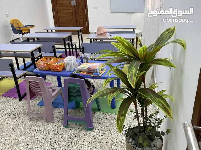 5مقاعد مدرسية
