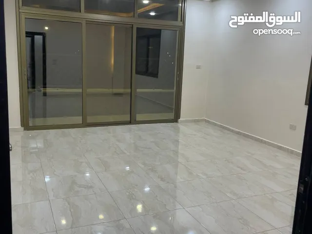 شقة للبيع – فرصة لا تعوّض في مادبا / حي الرشاد بسعر حرق