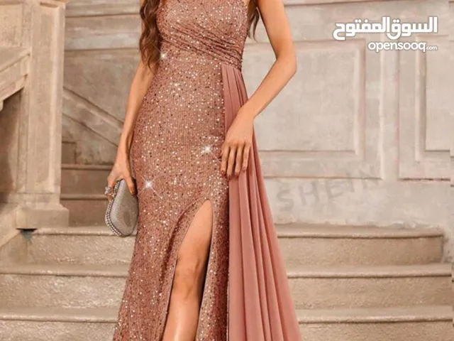 فستان سهرة ثقيل للبيع
