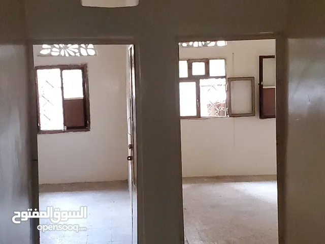 176 m2 3 Bedrooms Townhouse for Rent in Sana'a Zahar Himayar