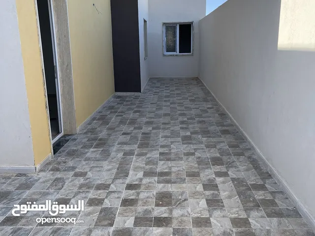 شقة خدمية / مكاتب او عيادات للإيجار - اربع شوارع الكهرباء