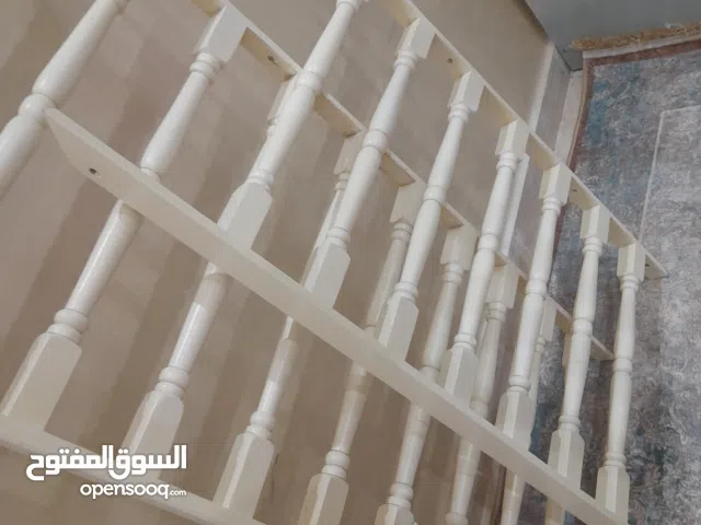 درج خشب لتخت  طابقين مع درابزين(درج بدون تخت)