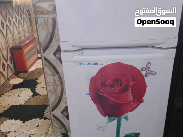 ثلاجه للبيع نضيفه مابيه عطل