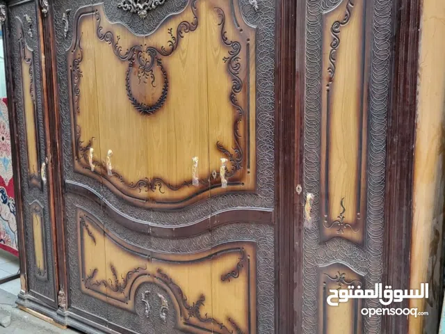 دولاب 6 درفة دمياطي بحالة  الجديد عرض 270 سم وعمق 60سم وارتفاع 240سم