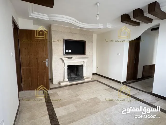شقة سوبر ديلوكس - الرابية - 4نوم 2ماستر - 230م - بلكونتين بإطلالــــه مميزة - قرب الخدمات العامة