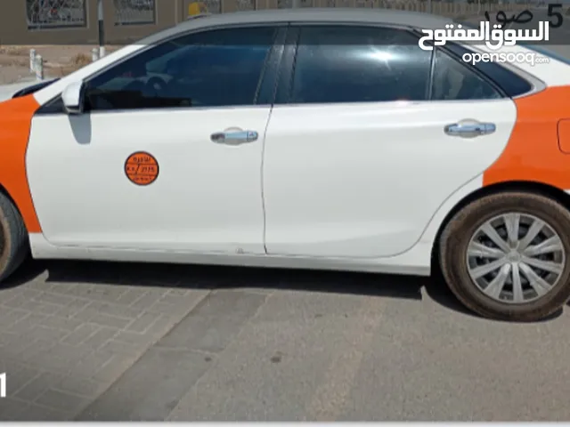 تويوتا كامري للبيع