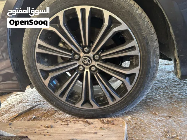 جنطات تويوتا كورولا