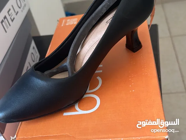 Other With Heels in Northern Governorate