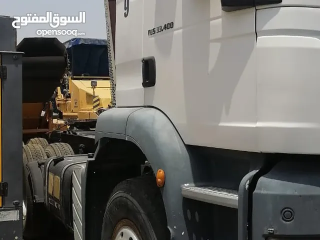 Tractor Unit Man 2012 in Dubai