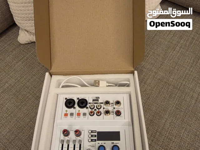 Professional Mixer 2 Channels input + 1 stereo input channel and Bluetooth capabilities