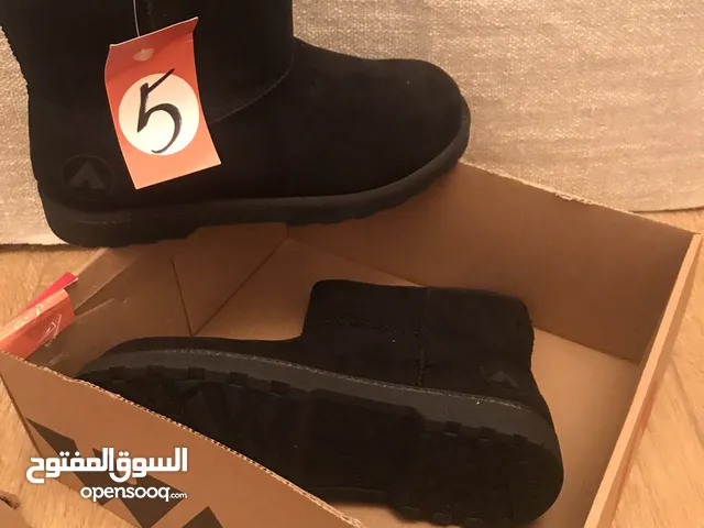 Black Boots in Hawally