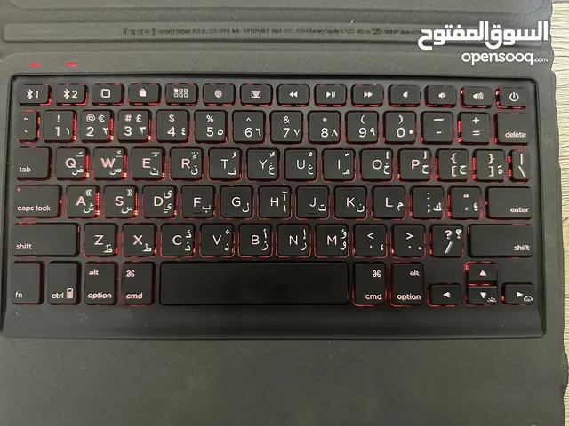 Keyboard and cover for iPad or iPhone from ZAGG كيبورد وكڤر للآيفون او الايباد من شركة ZAGG