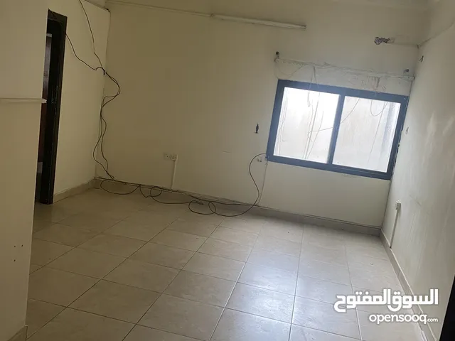 200 m2 2 Bedrooms Apartments for Rent in Muharraq Muharraq City