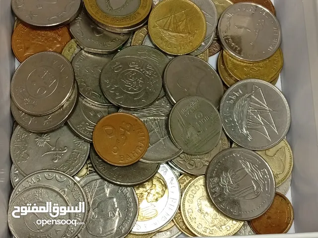 بيزات قديمه تقريباً من جميع دول وفي تاريخ 1965