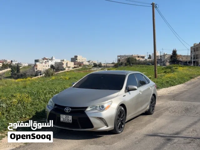 2015 تويوتا كامري XLE