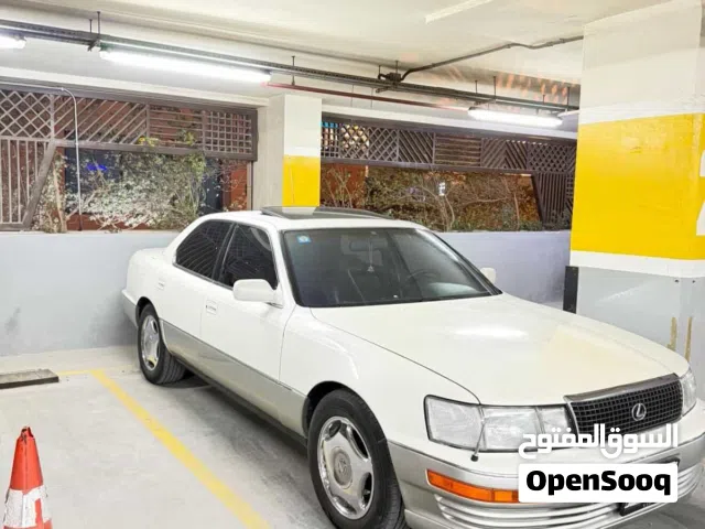 Used Lexus LS in Basra