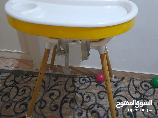 كرسي طعام للاطفال