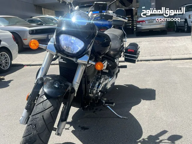 بوليفاردVz800