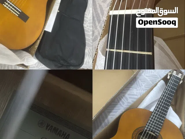 للبيع كيتار ياماها Yamaha C40 الأصلي - بحالة ممتازة جداً