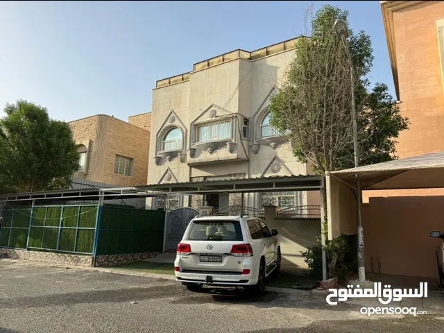 فيلا في منطقة مبارك الكبير قطعه 6