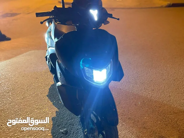 Yamaha FZ6R 2023 in Tripoli