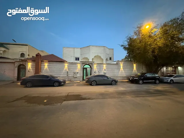 780 m2 More than 6 bedrooms Villa for Sale in Al Riyadh An Nahdah
