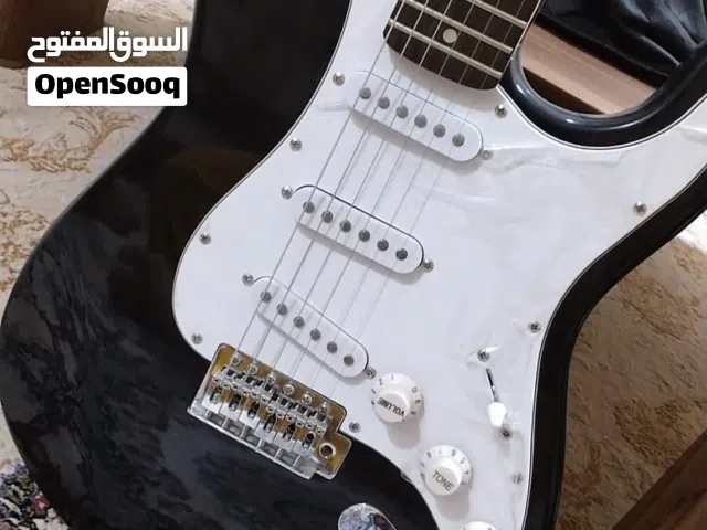 كيتار نضيف مع سماعه