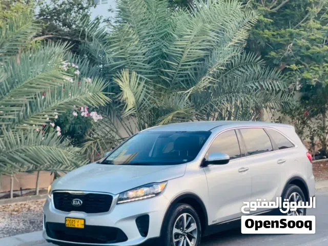 سيارة سورنتو دفع رباعي
