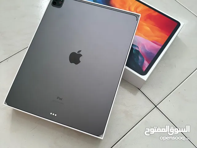 iPad Pro 12.9-inch (4th Gen) Wi-Fi + Cellular with Apple Magic Keyboard