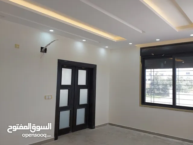 600 m2 More than 6 bedrooms Townhouse for Sale in Irbid Aban