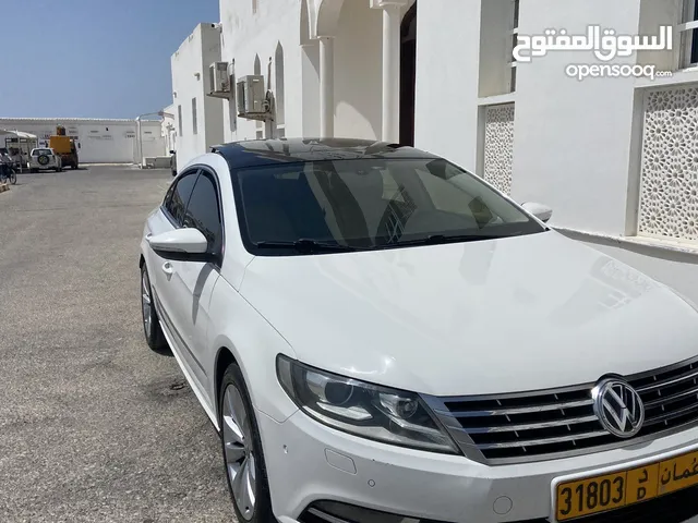 Used Volkswagen Passat in Al Sharqiya