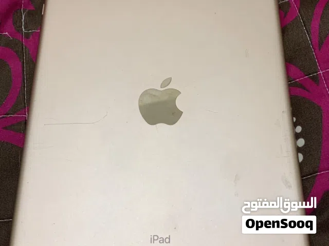 Apple iPad 6 32 GB in Muscat