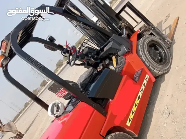 فوركلفت للإيجار  Forklift for rent