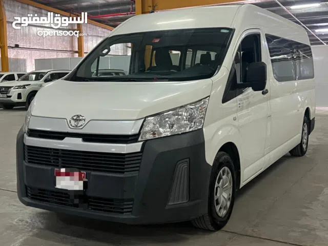 TOYOTA HIACE 2021 GCC 13 SEATS
