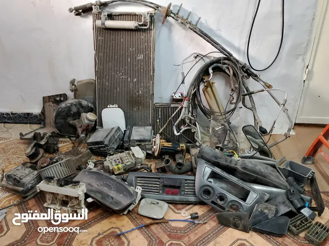 قطع غيار متشي لانسر دار موجود في صور فقط