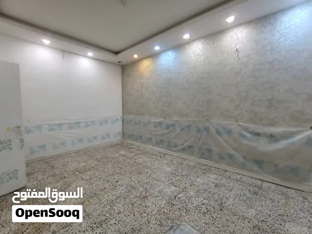 150 m2 2 Bedrooms Townhouse for Rent in Basra Other