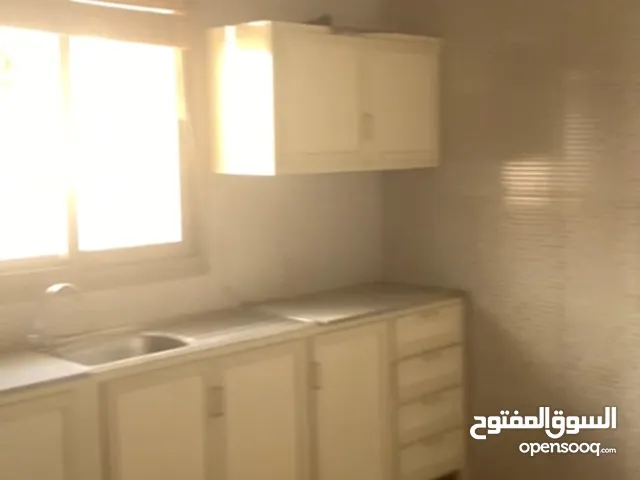 100 m2 3 Bedrooms Apartments for Rent in Kuwait City Kaifan