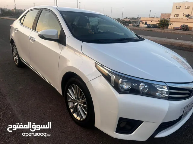 Toyota Corolla 2015 in Al Madinah