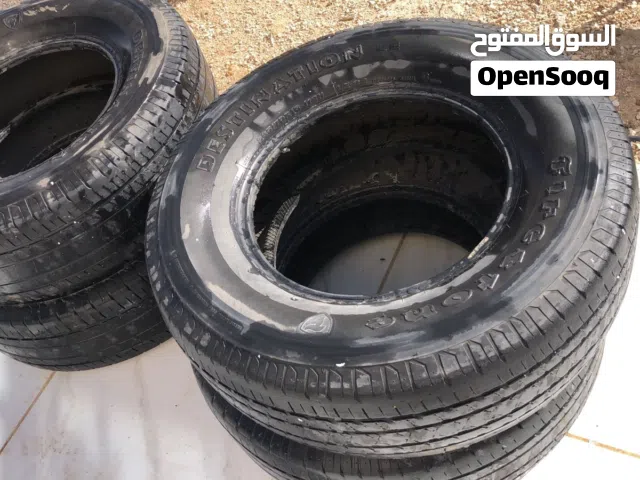 اطارات بكم او جيب بحال جيد جدآ