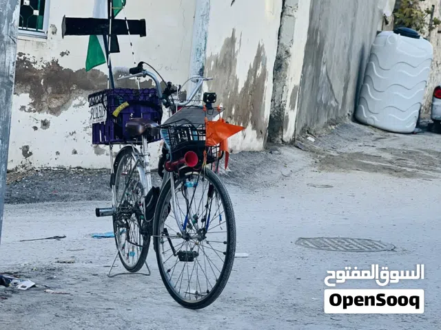 بسكليت لبس نمره 27 وكاله لون سكني ملكي للبيع للبيع للبيع غيارات 6 بريكات امام مشغلات والخلفي بد