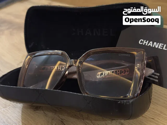 للبيع: نظارات شمسية أصلية من CHANEL