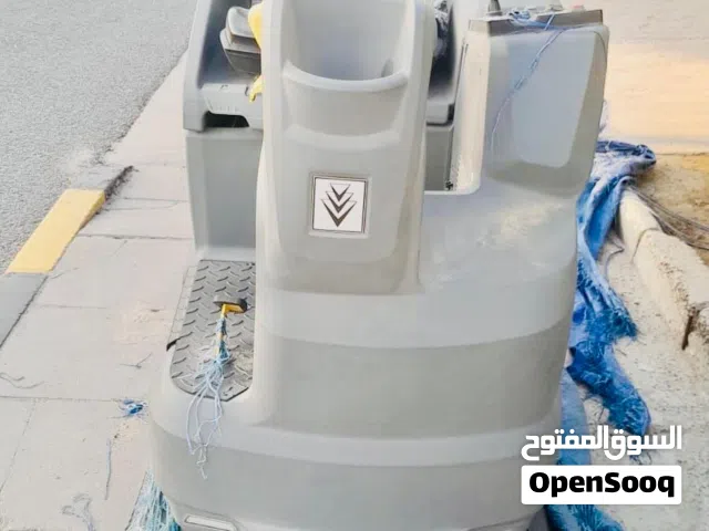 معدات وادوات نظافه بحاله ممتازة
