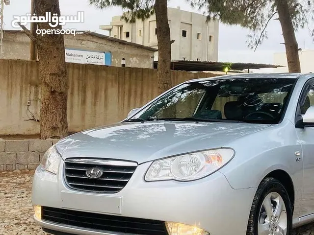 Hyundai Avante  in Tripoli